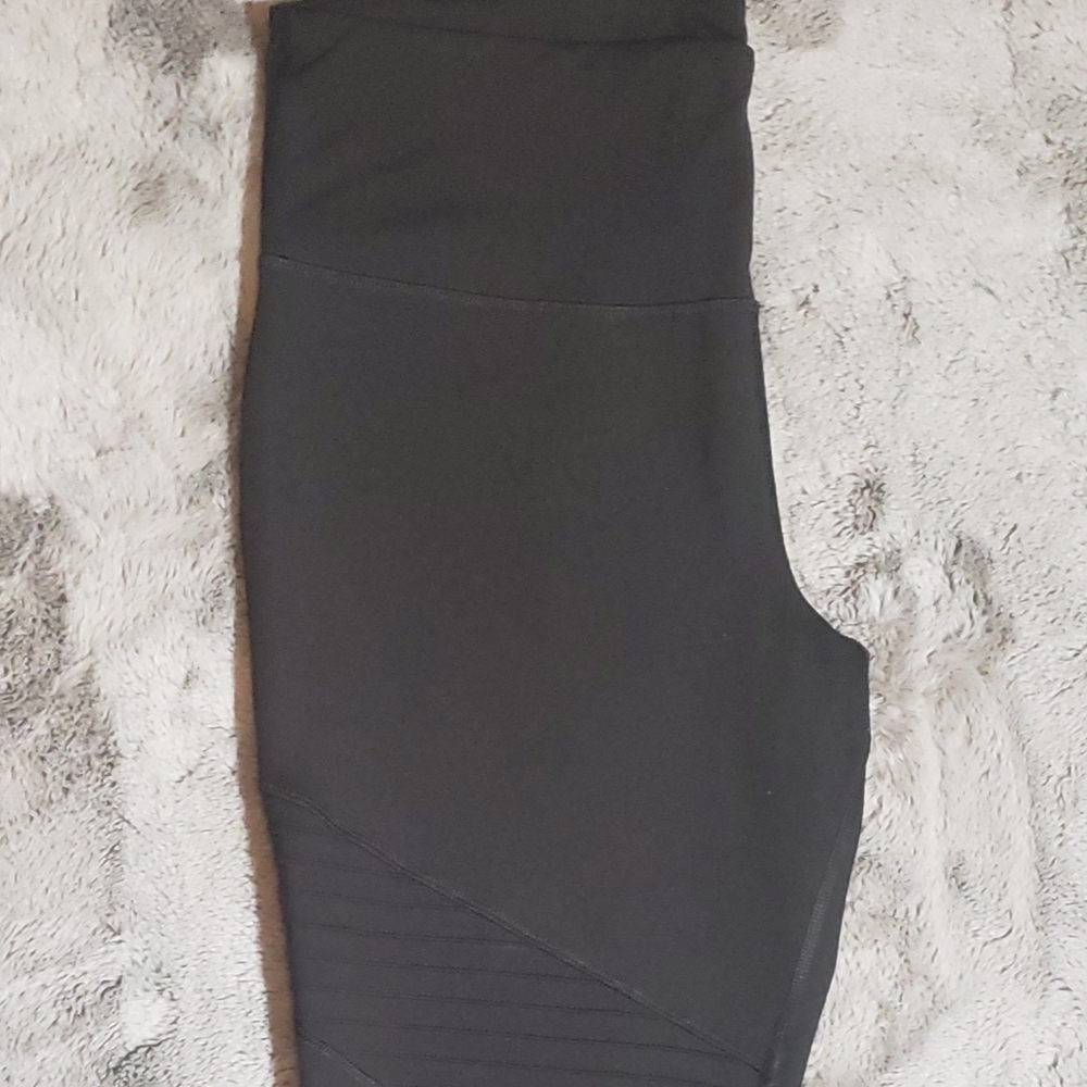 Old Navy Moto compression leggings